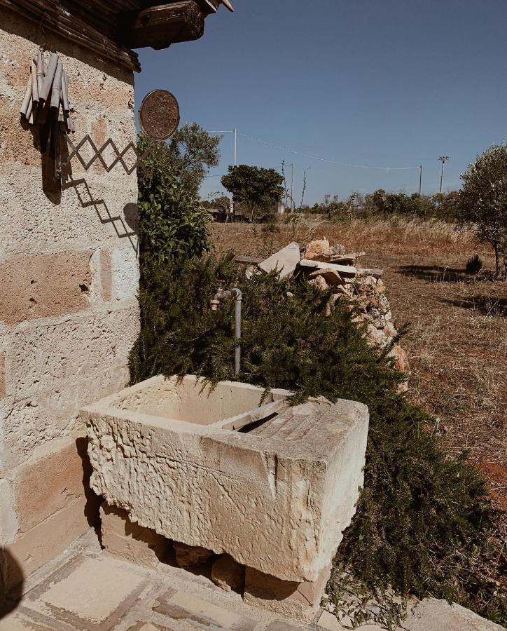 Trullo Contrada Stracca Vendégház Alliste Kültér fotó