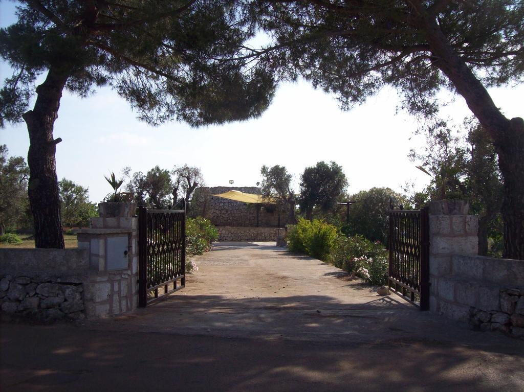 Trullo Contrada Stracca Vendégház Alliste Kültér fotó