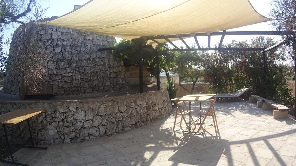 Trullo Contrada Stracca Vendégház Alliste Kültér fotó